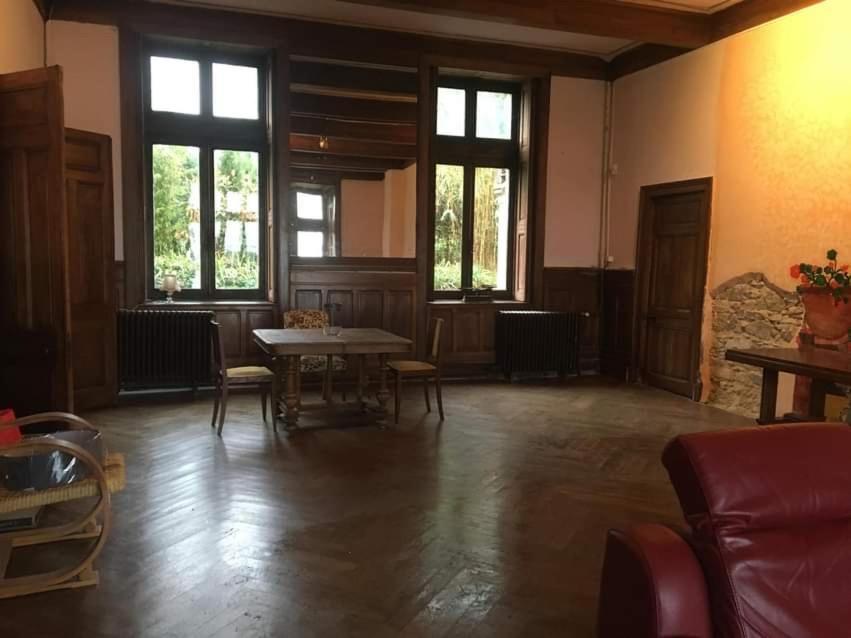 Chateau De Villeneuve - Montolieu 外观 照片