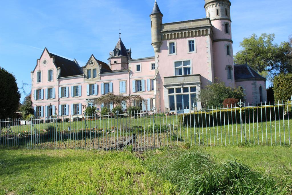 Chateau De Villeneuve - Montolieu 外观 照片