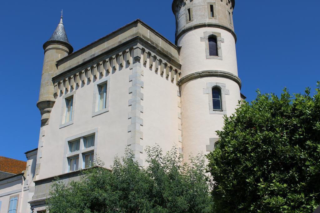 Chateau De Villeneuve - Montolieu 外观 照片